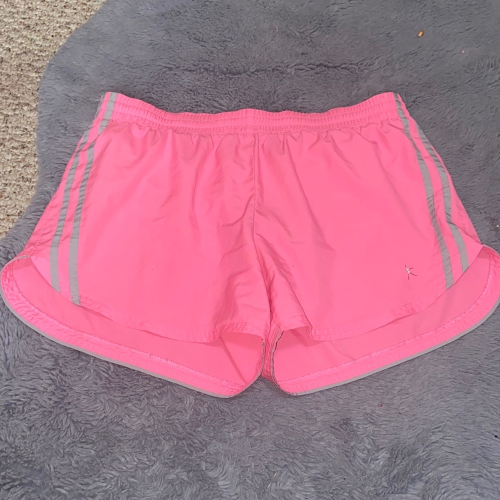 pink shorts